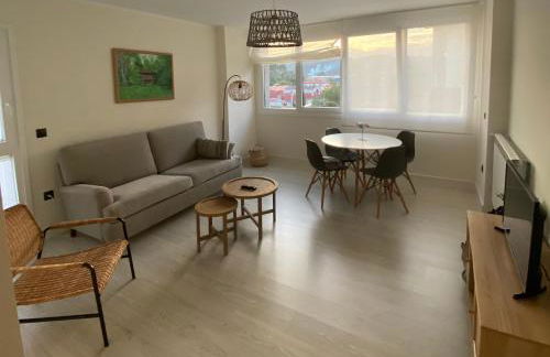 Piso acogedor entre mar y montaña - Foto 1