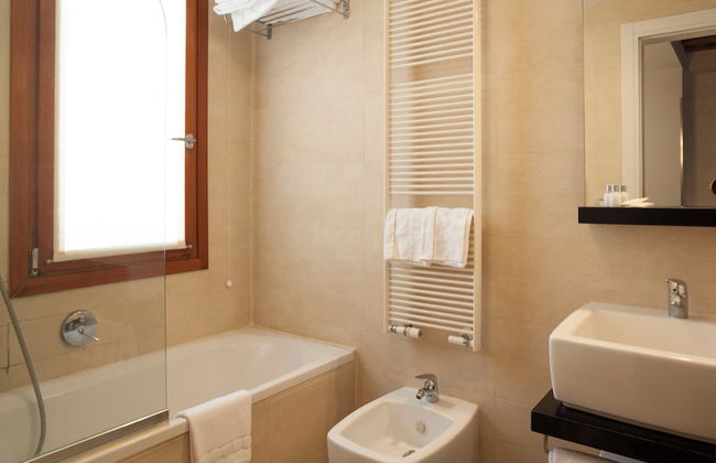 Ca' Pozzo Inn - Photo 33