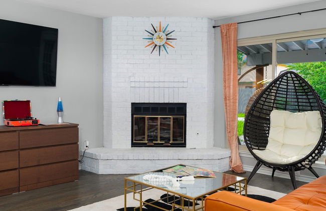 70s House Fun 6 Bedroom Pool Game Room - Foto 30