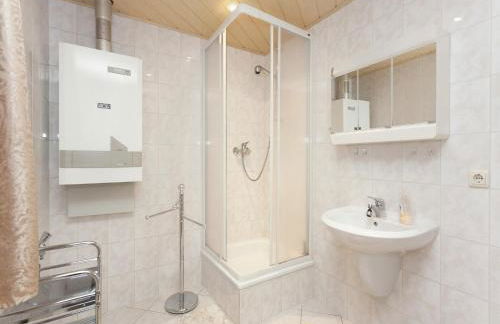 Family-friendly Forest Home - Foto 37