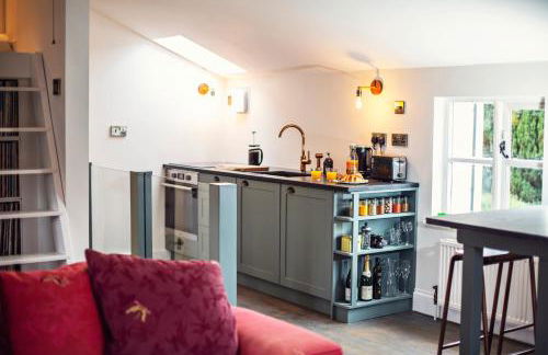 Black Mountains Stylish Hideaway, nr Crickhowell - Photo 14