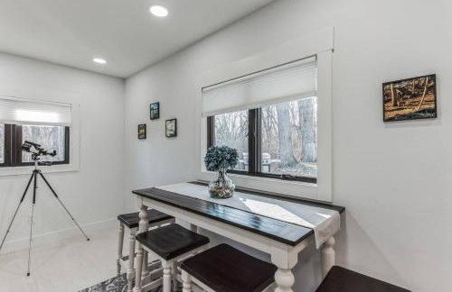 RiverEdge Haven Hot Tub, 5 Beds, Kayaks Near ND - Foto 29