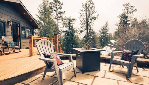 Luxury Mountain Cabin with Views, Hot Tub, Fire Pit, by Forest & Peak Retreats - Foto 1