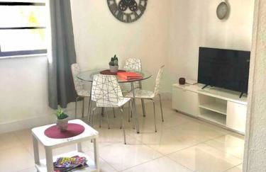 Modern apartment steps the beach - Foto 2