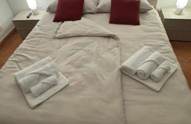 La casa dei piloti, intero alloggio con giardino privato, 2 camere da letto e 2 bagni - Foto 21