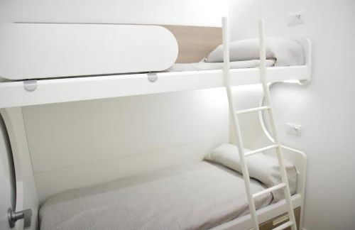 Apartamento nuevo en Calella totalmente reformado con Parking privado - Photo 22