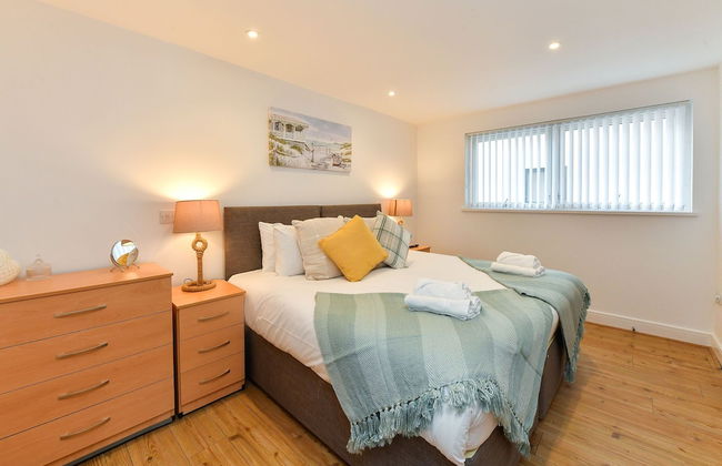 Just Stay Wales - Meridian Wharf - Photo 3