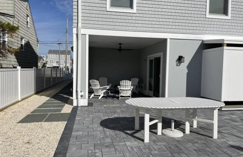 New Construction Bay Side 4 Bedroom - Foto 17