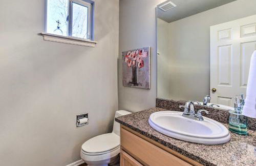 Tacoma Home with Garden and Pond about 3 Mi to Beach! - Foto 13