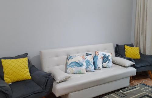 Cond Renata IV - Apto 02 dorm - 150mts Praia com Wi-fi 500Gb gratuito - Foto 14