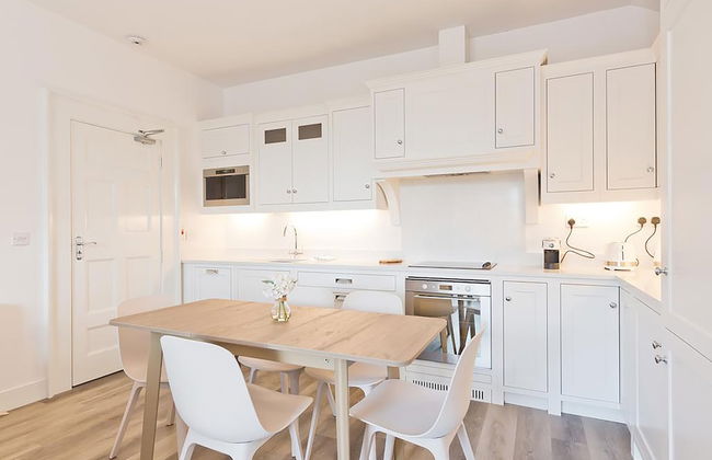 Henrietta Suites City Centre - Photo 35