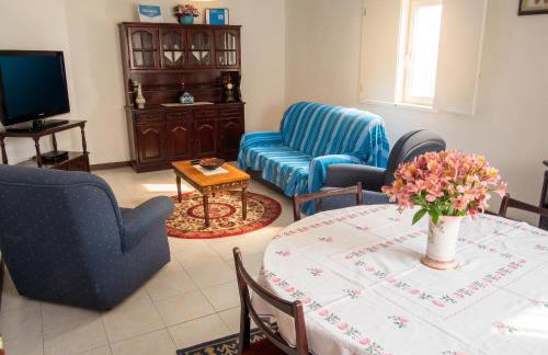 Cozy house with mountain view in Miranda do Corvo - Foto 2