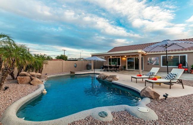 The Golden Cactus Phoenix - Photo 37