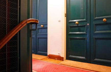 Peaceful 15th Paris Apartment with Metro Access - Foto 33