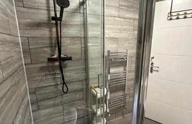 Luxury Modern Comfy 3BR House Contractors Family - Foto 43