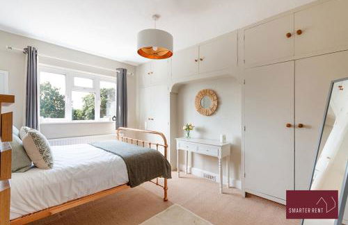 Maidenhead - 4 Bedroom House With Driveway & Garden - Foto 17