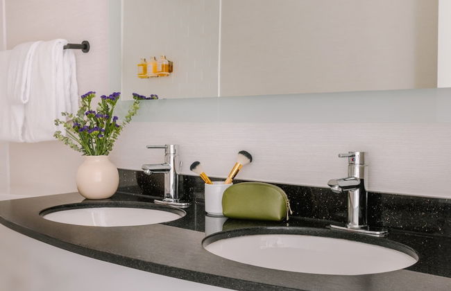 The Sunset - Photo 15