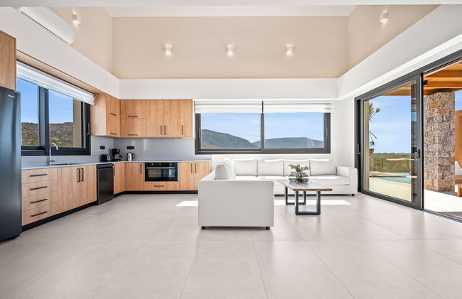 Villa Anassa - Luxurious 4-Bedroom Villa with Private Pool by Temma Villas - Photo 129
