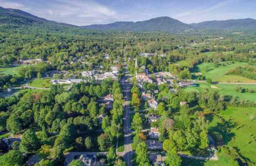 Quintessential VT Cottage in Manchester Village - Foto 11