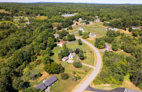 Spacious Country Home, Hot Tub, Fire Pit, Deck - Foto 39