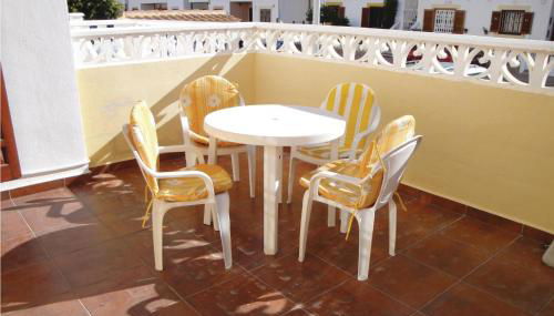 Stunning Apartment In Orihuela Costa - Foto 3