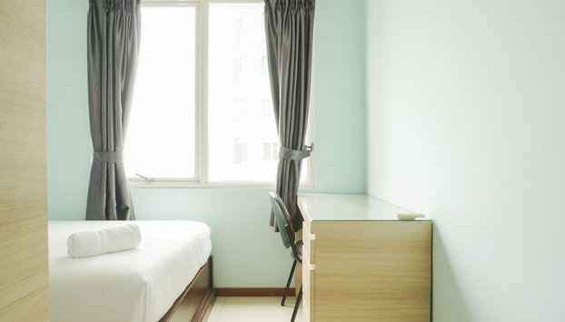 Comfortable And High Floor 2Br Apartment At Thamrin Residence - Foto 3, Habitación