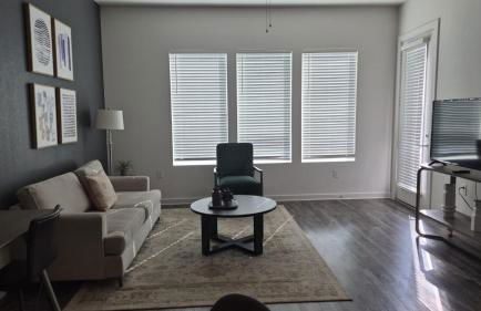 Fully Furnished 1BR with WiFi & Laundry in Leander - Foto 1