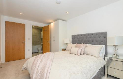 Luxury Penthouse with Private Hot Tub Overlooking Leeds City Centre - Foto 43