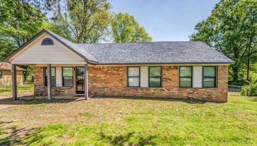 Schoolfield Collective - Photo 3