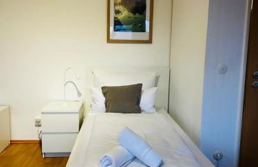 B2 XL Top I 130m2 I 10 Einzelbetten I voll ausgestattet I Balkon I Wasch I XXL P - Foto 14