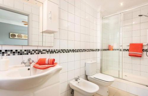 Villa Naranja with private heated pool, sea views, air conditioning, terrace, ITV and BBC channels, Wifi - Foto 13