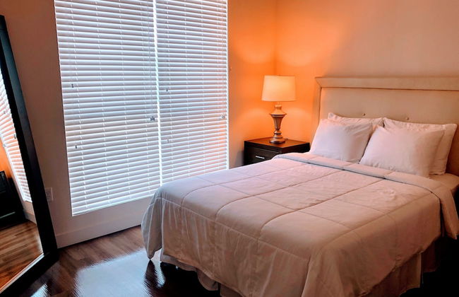 Resort Style Suites in Downtown LA - Foto 13