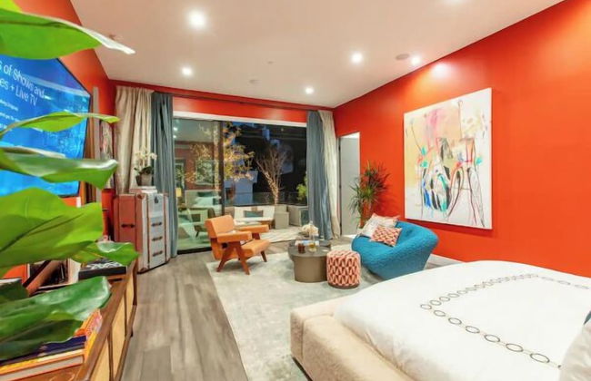 Willow Glen - Hollywood Hills Multi-level Villa With Theater & Pool - Photo 76