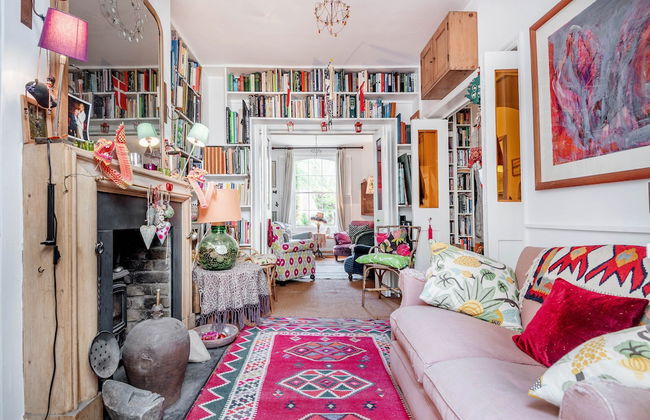 Enchanting Hammersmith Home Close to Shepherds Bush by Underthedoormat - Foto 16