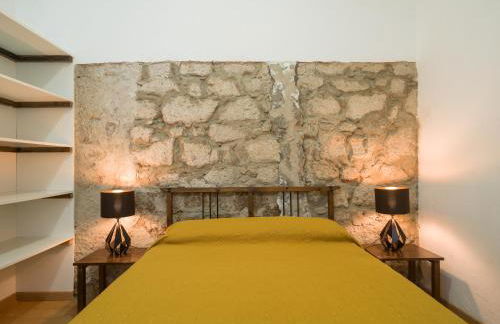 Celia House - Photo 16