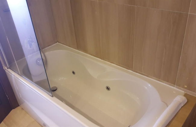 Beach Apartment With Spa & Gym - Photo 19