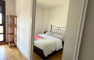 Cálido apartamento con PISCINA y garaje - Foto 14