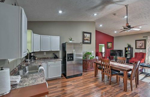 Mt Juliet Getaway with Yard 22 Mi to Nashville - Foto 2