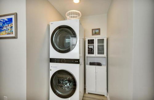 Waterfront Gloucester Cottage with Private Boat Dock - Foto 24