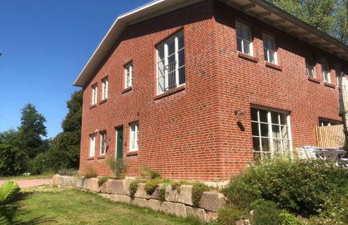 Ländliches HideAway zwischen Hamburg und Lübeck - Foto 2