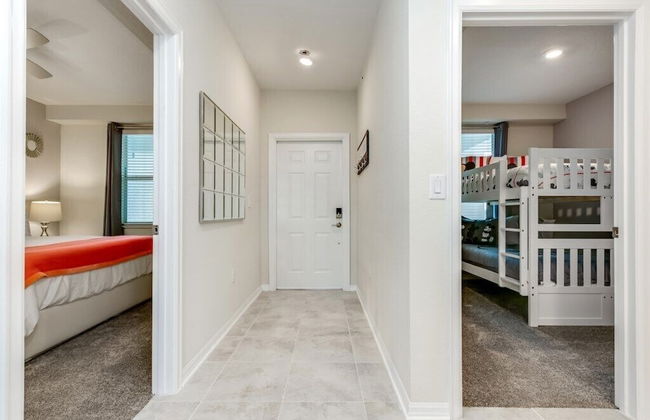 Beautiful 2 Bdrm 2 BA Condo - Foto 2