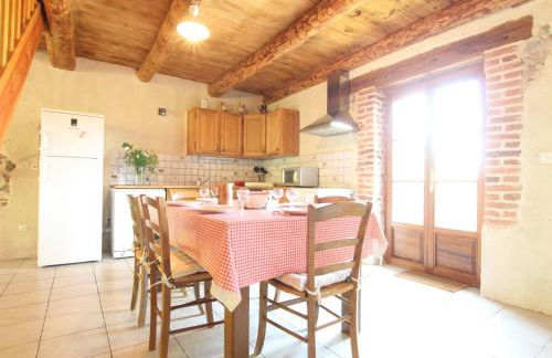 Charmante Maison de Ferme avec Cour Fermée, Proche Loisirs et Nature - FR-1-582-191 - Foto 10