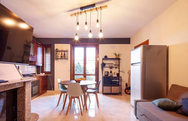 - The Artist Village - Photo 1