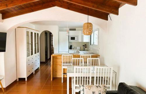 Private Apartments Cala Canyelles - Foto 39