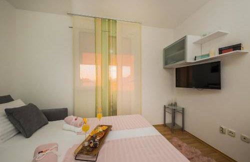 Paeninsula Studio Apartment - Photo 19