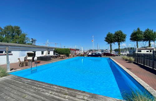 Hausboot mit Traumlage in Lübeck-Travemünde - Foto 14