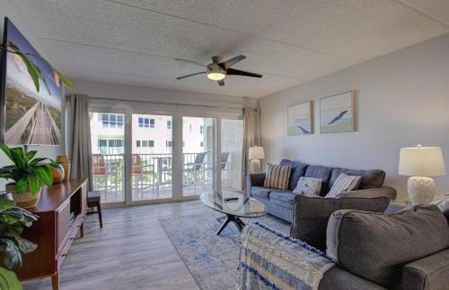 Beautiful Ocean Side 2 Bedroom Condo with Pool - Foto 4