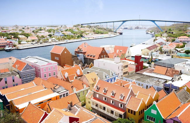 Chic Broadway Apartment in Central Willemstad - Foto 2