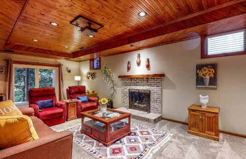 Theater Room! Waterfront Family Haven in Salisbury - Foto 31