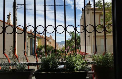 Studio calme et très lumineux, au pied de notre Dame de la Garde - Foto 17